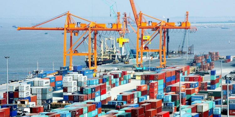 Muốn-nhập-khẩu-mặt-hàng-thực-phẩm-cho-sức-khỏe-từ-Mỹ-về-Việt-Nam-phải-làm-gì-sblaw